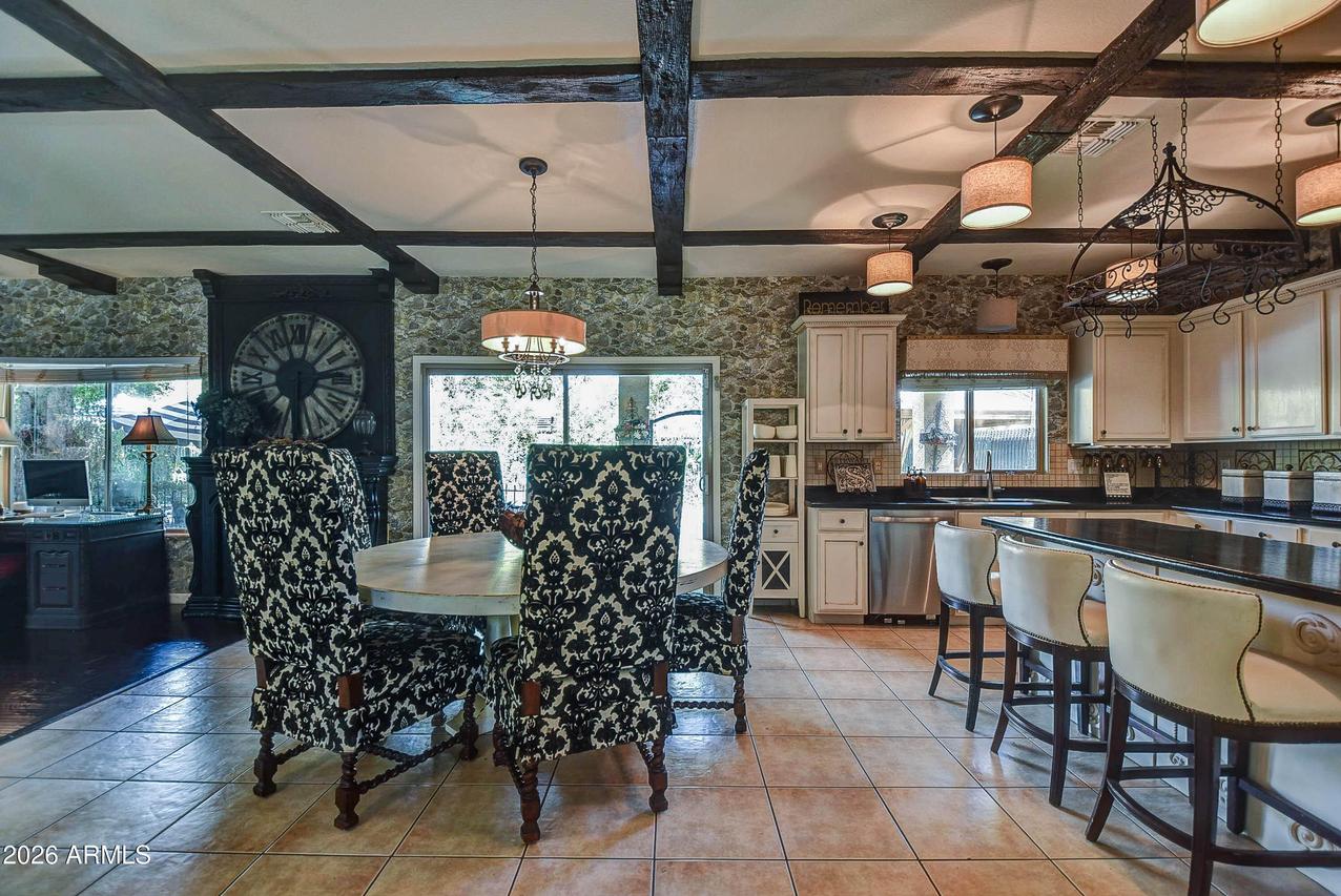 804 E Chelsea Dr., San Tan Valley, AZ 85140