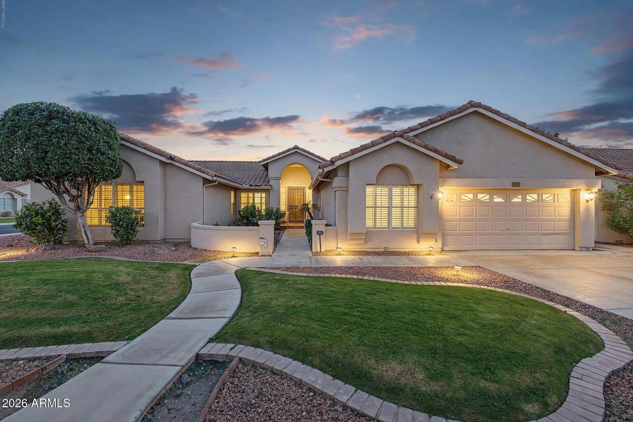 7131 W Eugie Ave., Peoria, AZ 85381