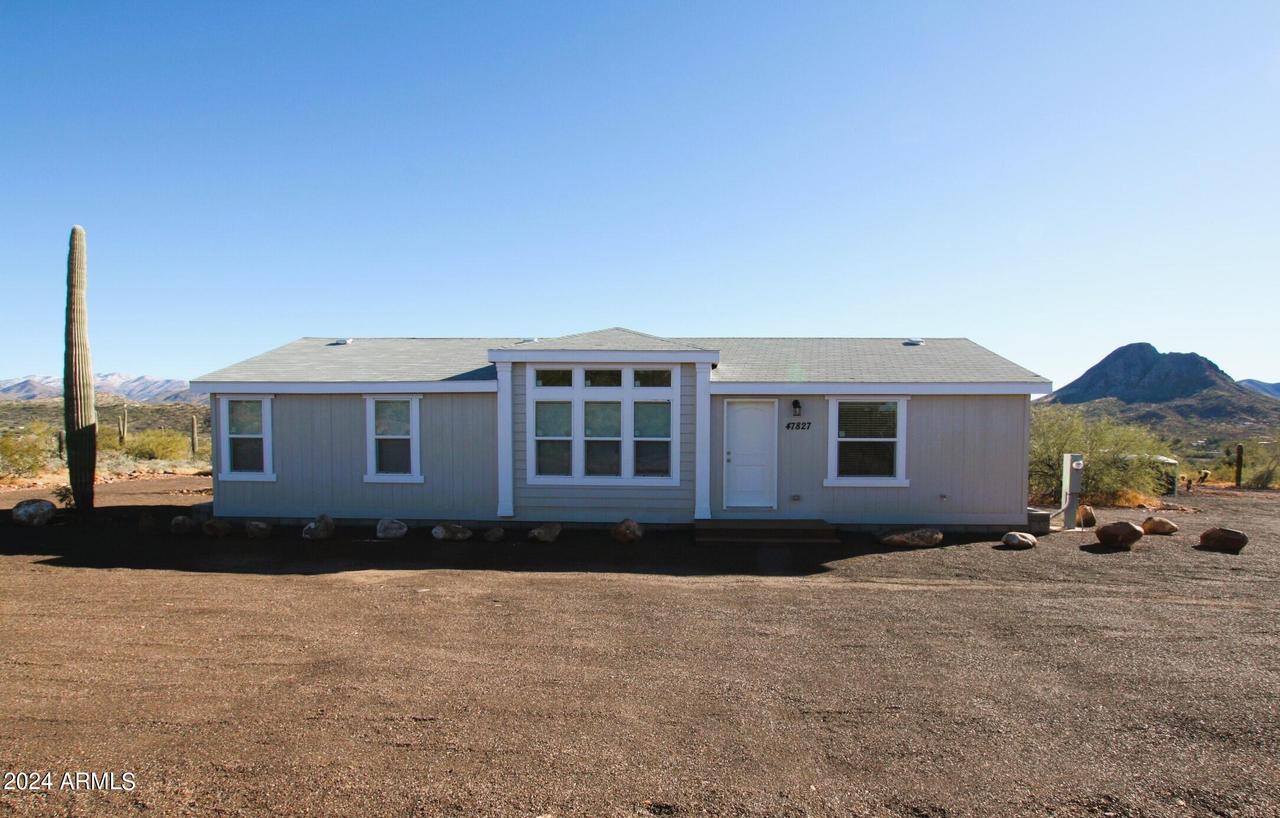 47827 N 40th Ave., New River, AZ 85087