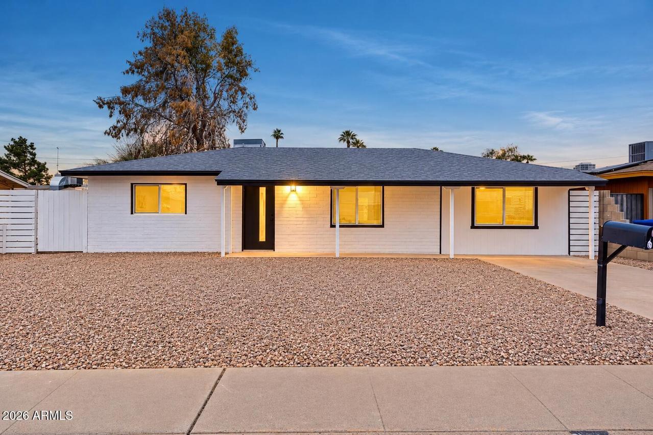 618 W 12th St., Tempe, AZ 85281