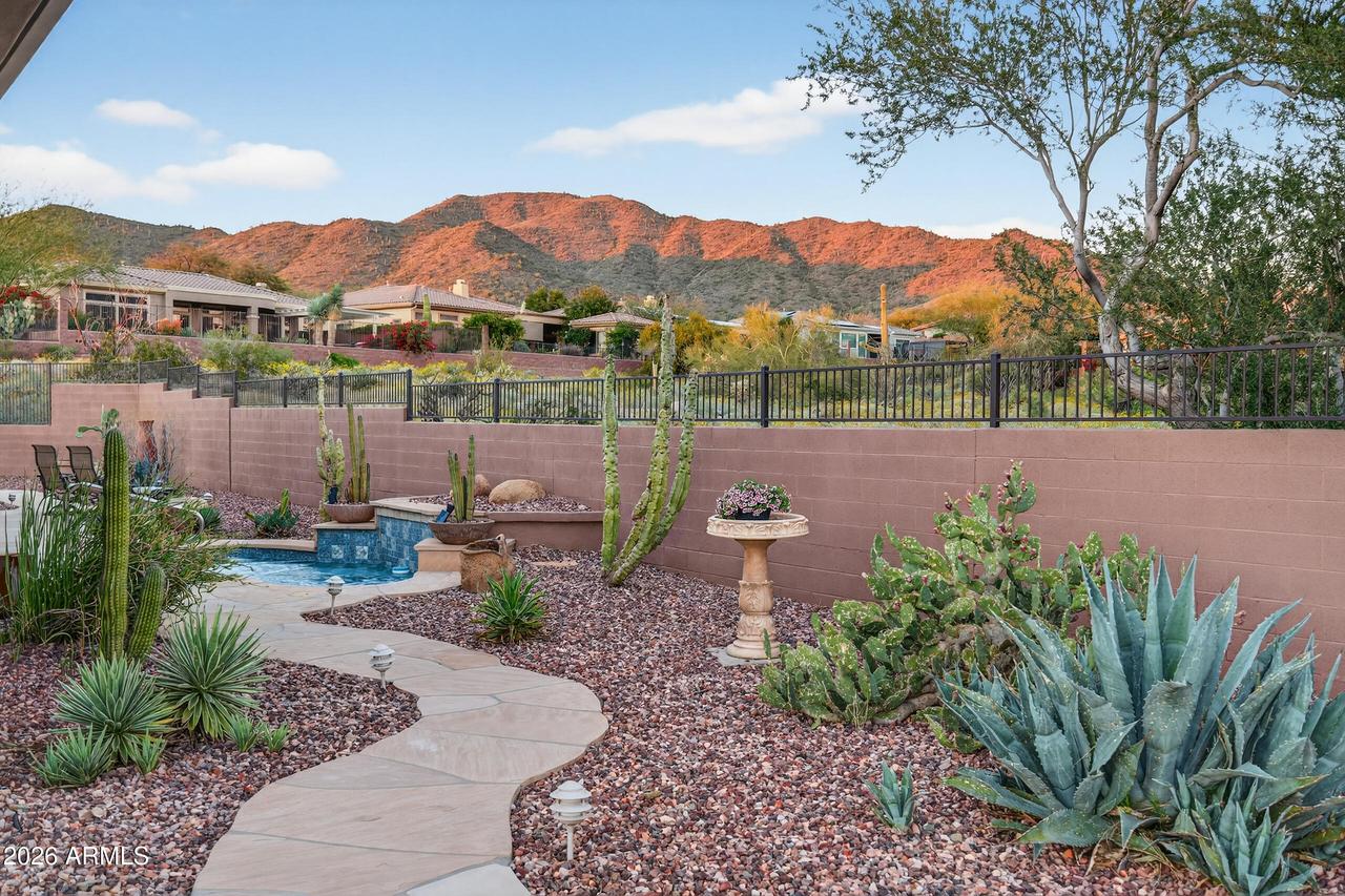 2201 W Hazelhurst Ct., Anthem, AZ 85086