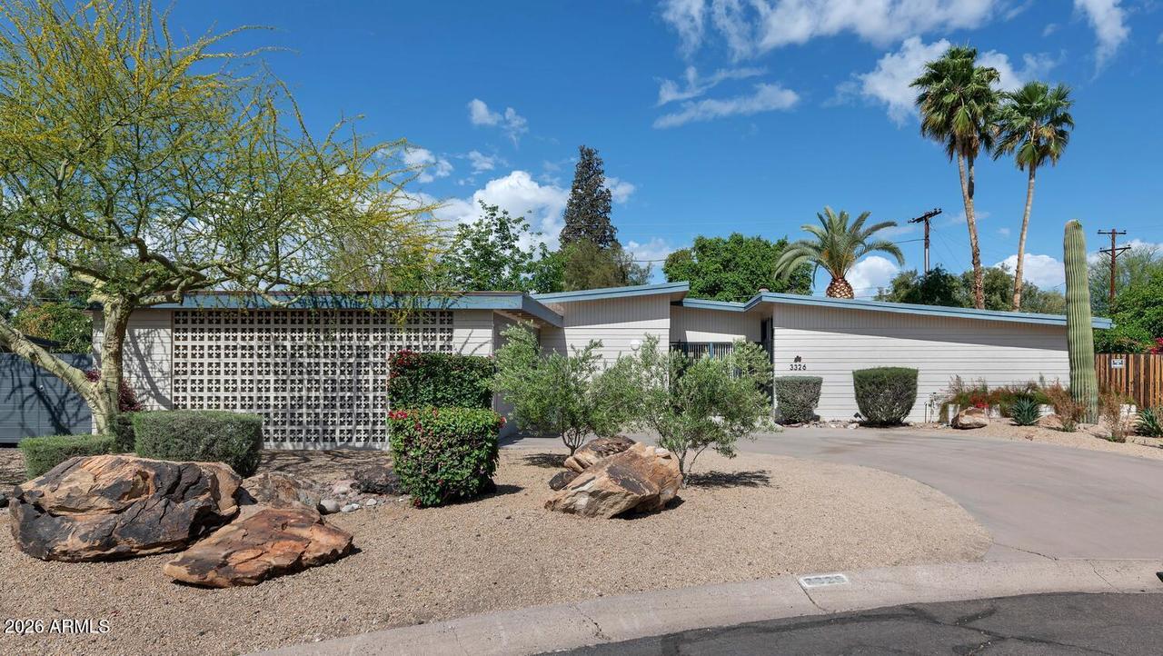 3326 N 61st Pl., Scottsdale, AZ 85251
