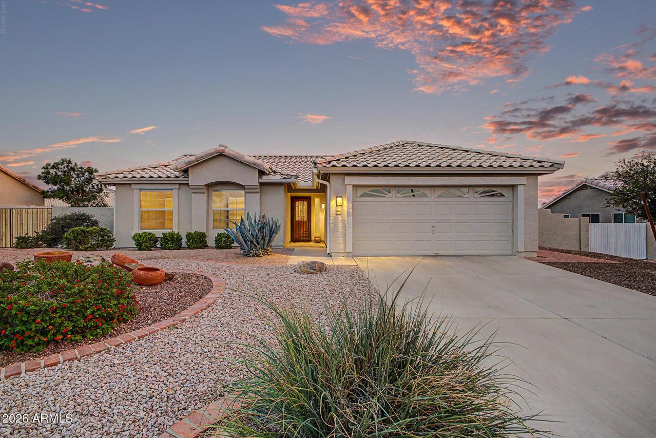 6321 E Presidio St., Mesa, AZ 85215