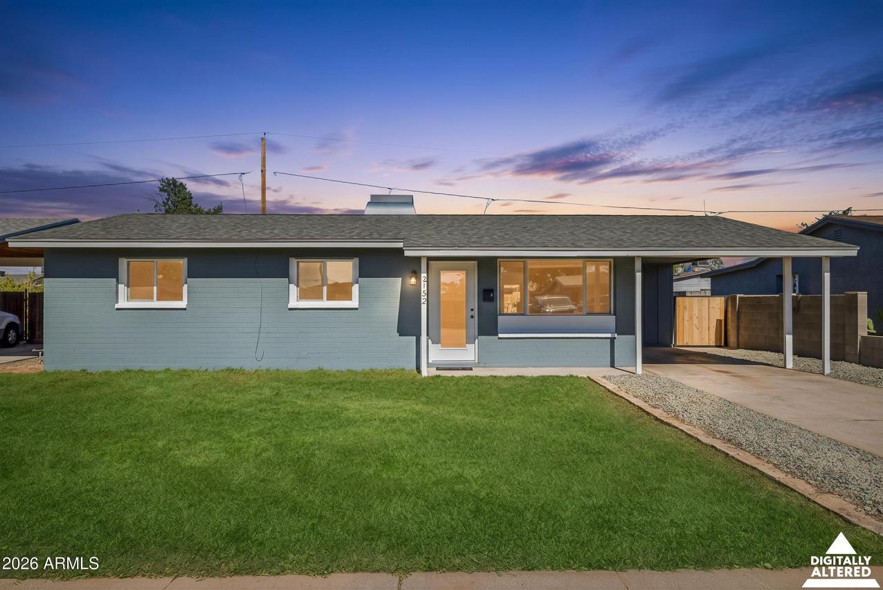 2132 W Laurel Ln., Phoenix, AZ 85029