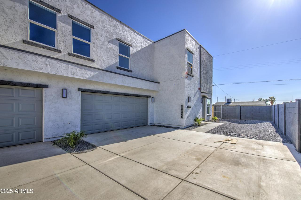 1434 S 11th Ave., Phoenix, AZ 85007