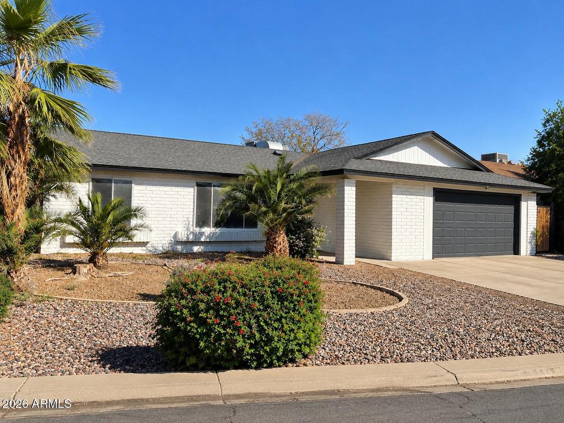 1050 W Manhatton Dr., Tempe, AZ 85282