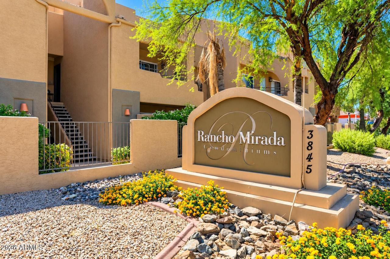 3845 E Greenway Rd. #111, Phoenix, AZ 85032