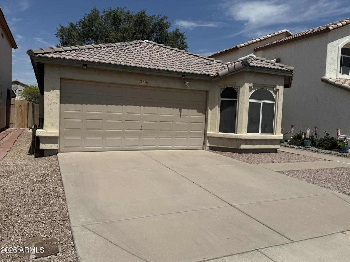3236 E Kerry Ln., Phoenix, AZ 85050