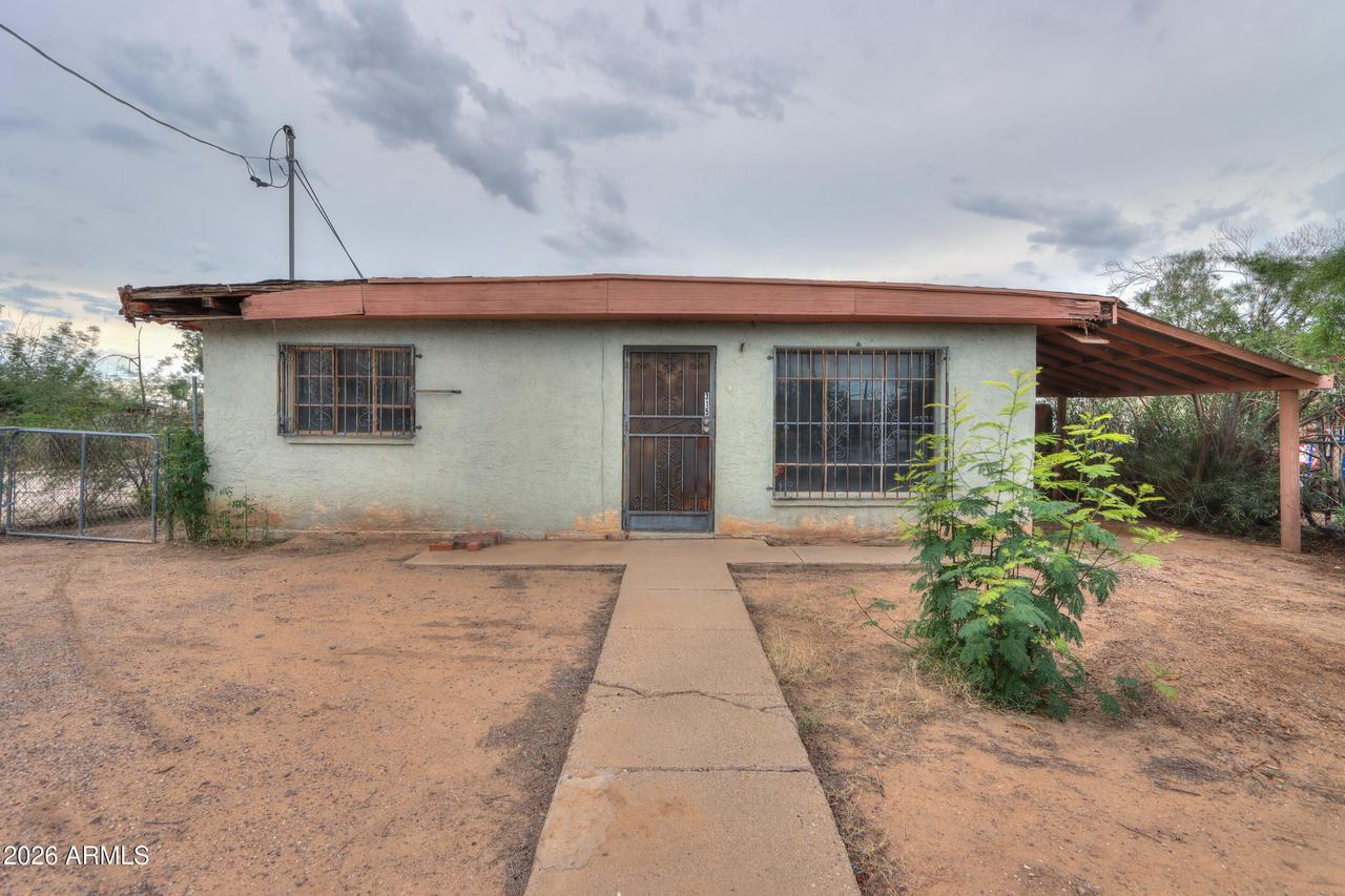 315 W 8th St., Eloy, AZ 85131