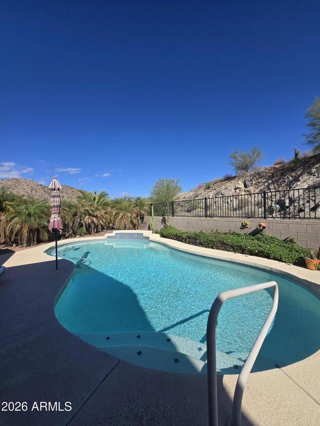 1026 W Mountain Peak Way, San Tan Valley, AZ 85143
