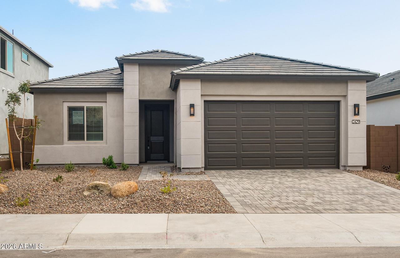 2429 W Nighthawk Way, Phoenix, AZ 85045
