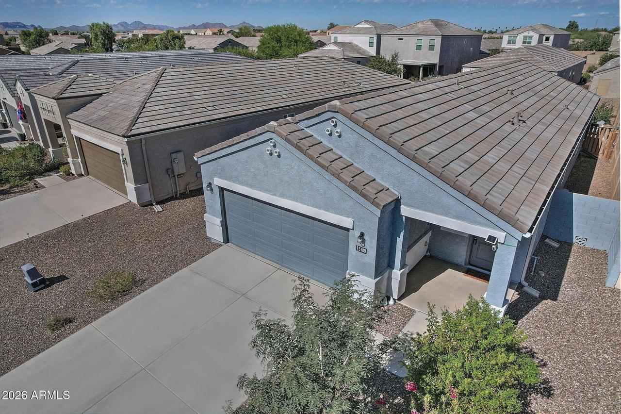 5180 E Gummite Dr., San Tan Valley, AZ 85143
