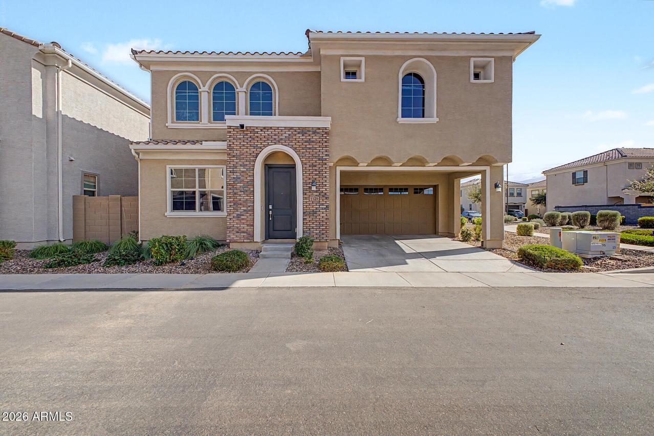 1129 E Sabino Dr., Chandler, AZ 85286