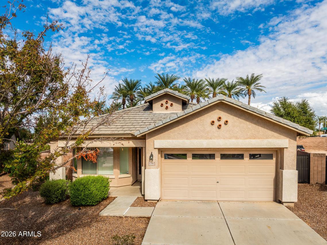 43982 W Garden Ln., Maricopa, AZ 85139