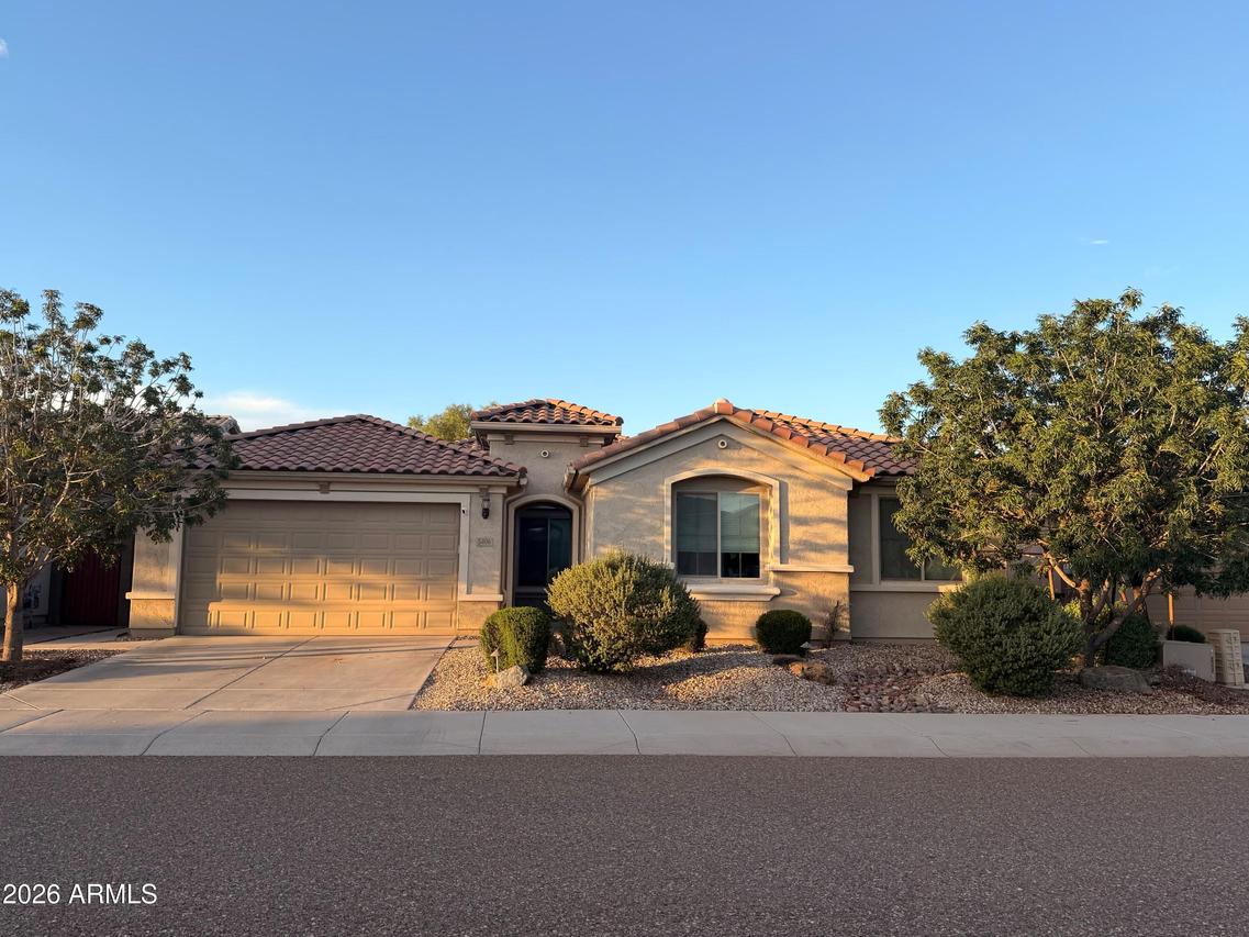 5406 W Saddlehorn Rd., Phoenix, AZ 85083