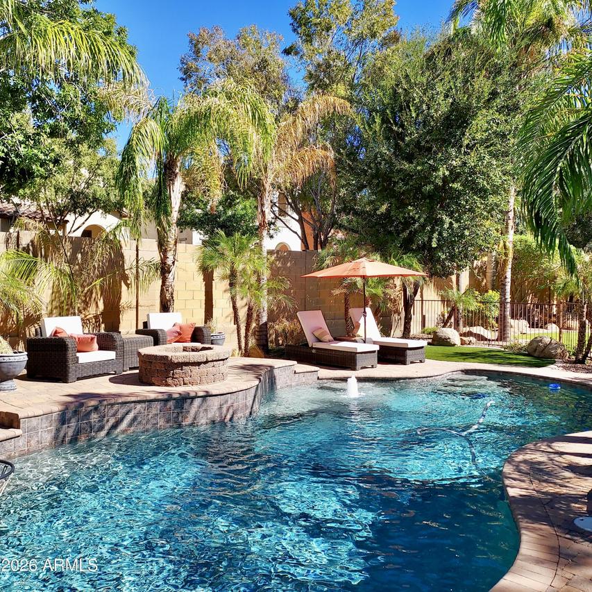 25809 N 55th Dr., Phoenix, AZ 85083