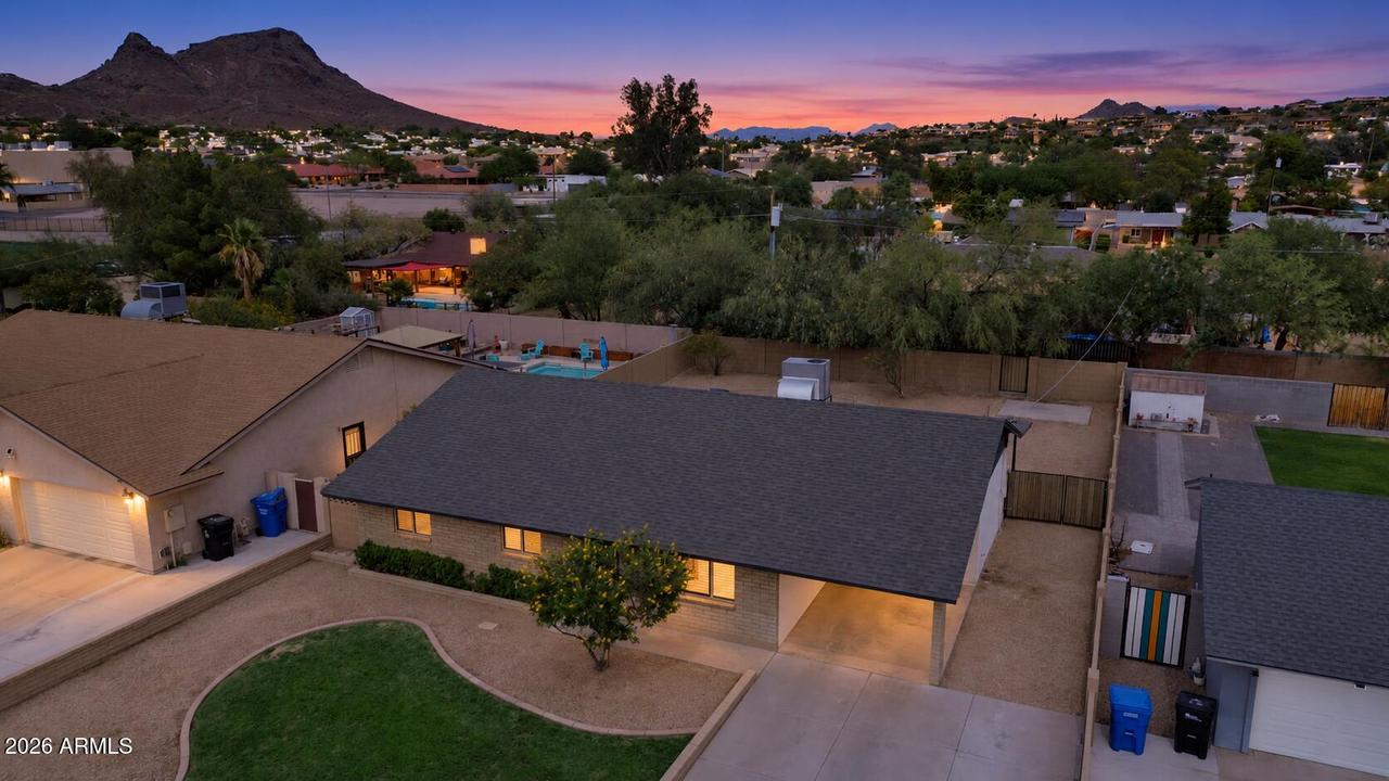 13829 N 10th Pl., Phoenix, AZ 85022
