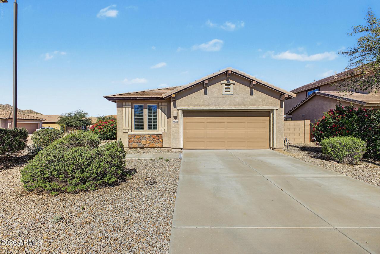 4624 W Maggie Dr., San Tan Valley, AZ 85144