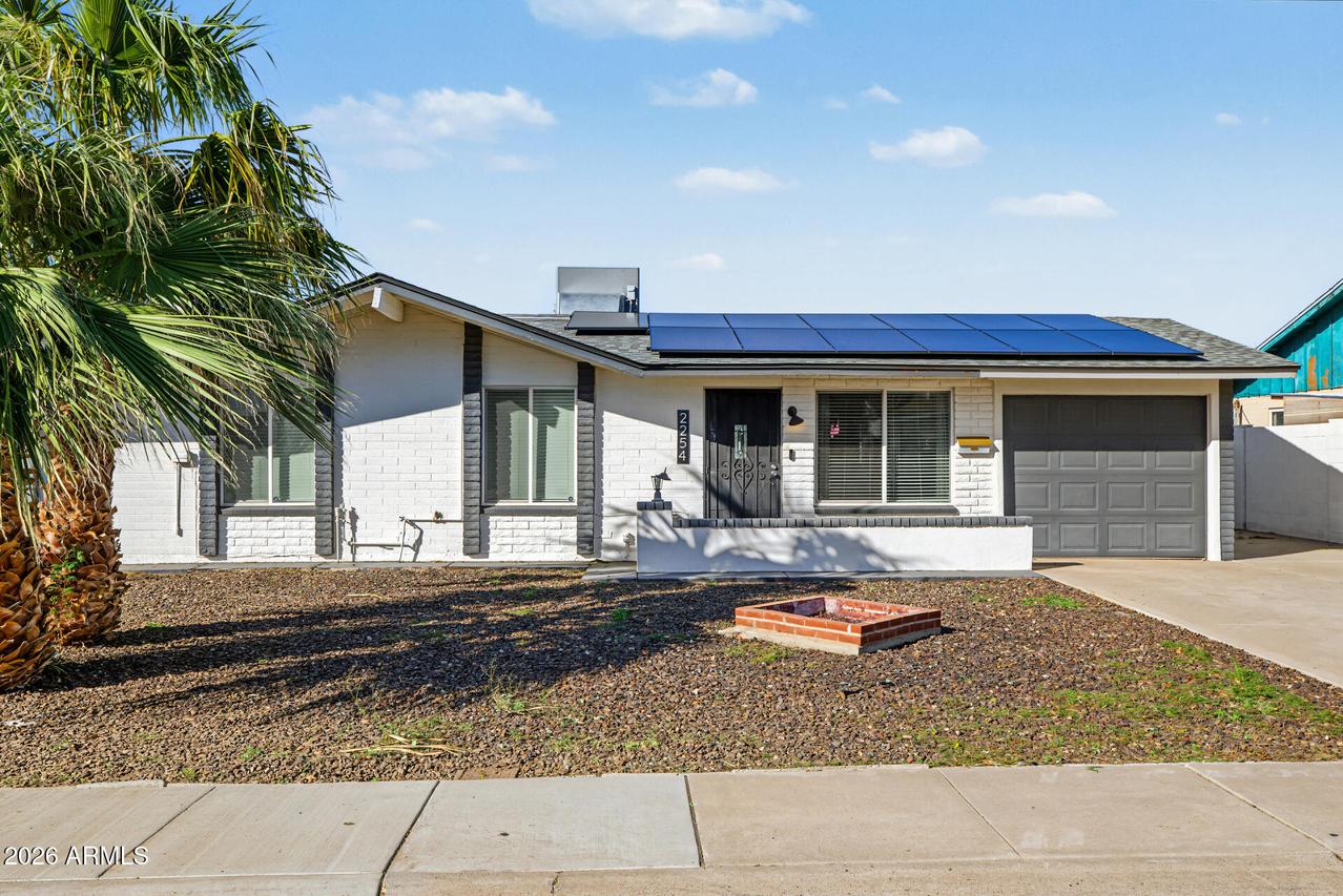 2254 W Charter Oak Rd., Phoenix, AZ 85029