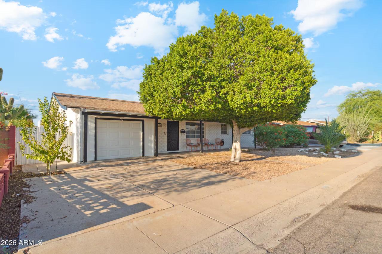 8126 E Indianola Ave., Scottsdale, AZ 85251