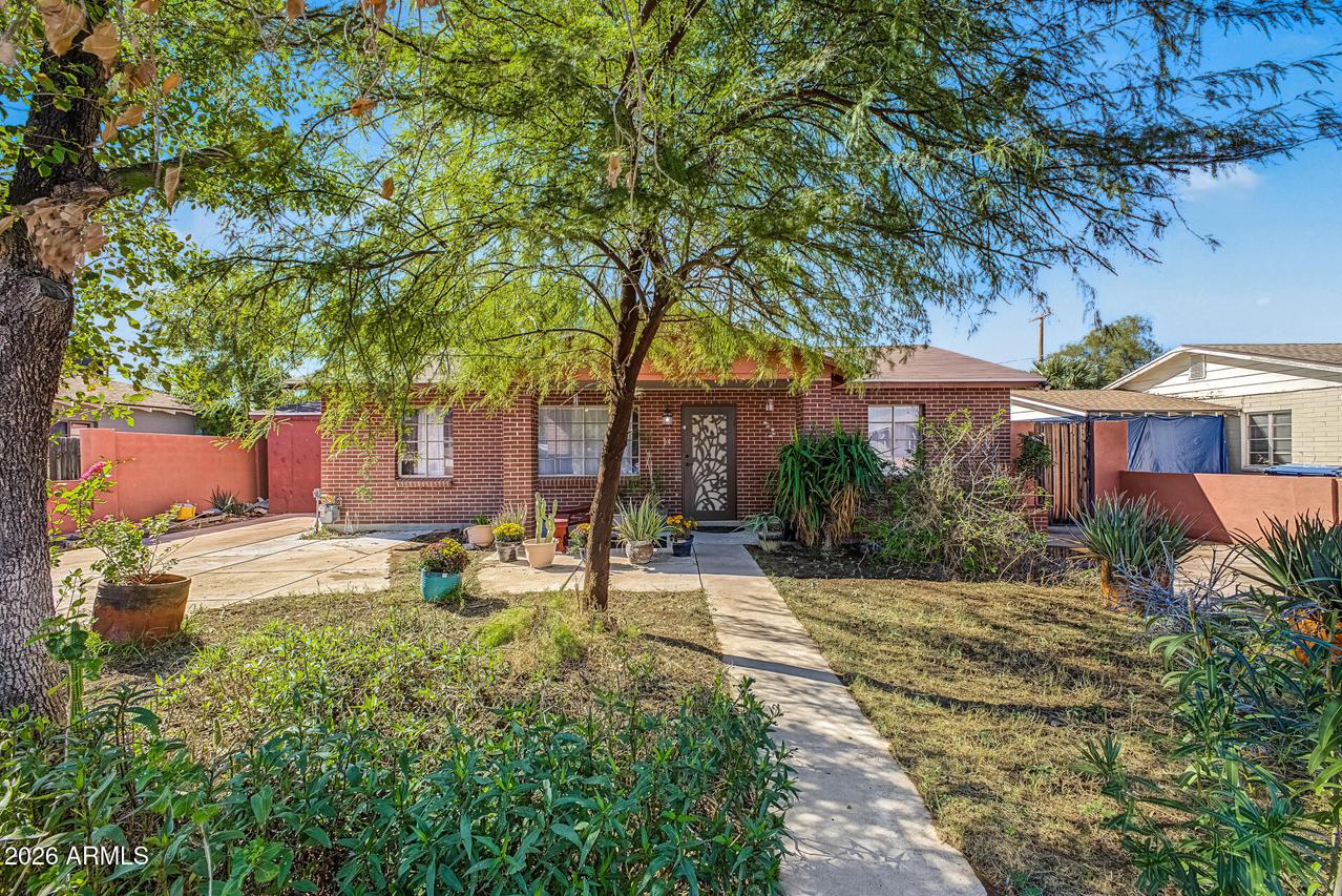 64 N Hunt Dr. #E, Mesa, AZ 85203