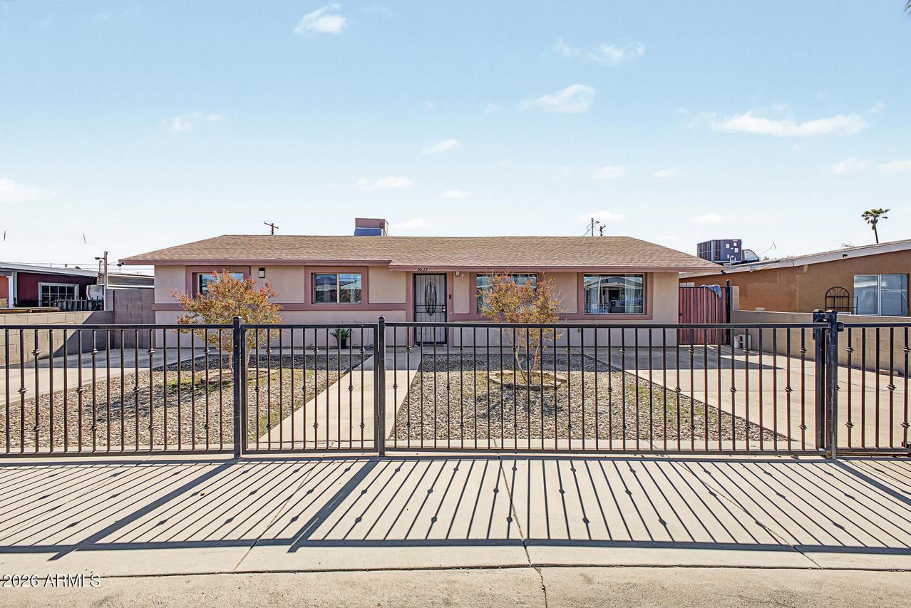 3635 W La Salle St., Phoenix, AZ 85041