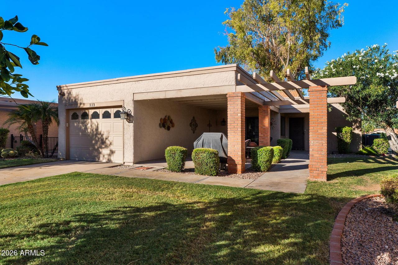 113 Leisure World, Mesa, AZ 85206