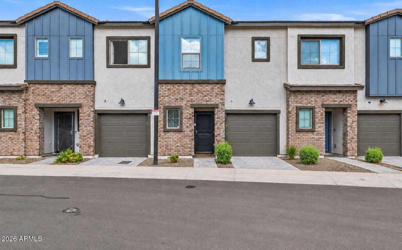 28025 N 28th Ave., Phoenix, AZ 85085