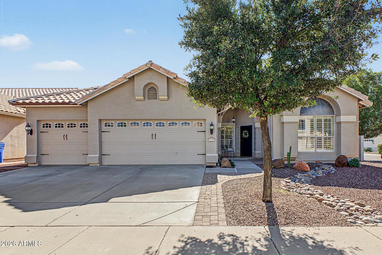 3319 E Tonto Ln., Phoenix, AZ 85050