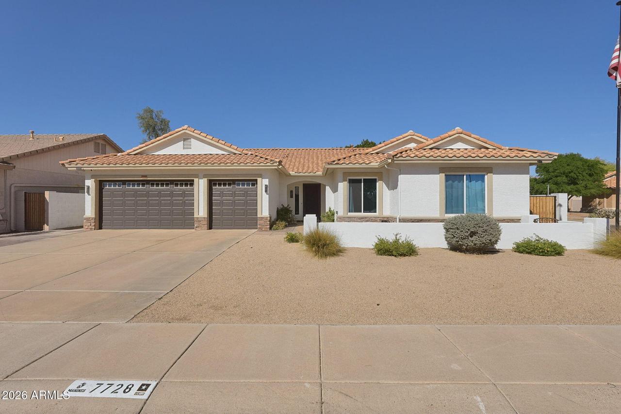 7728 W Maui Ln., Peoria, AZ 85381