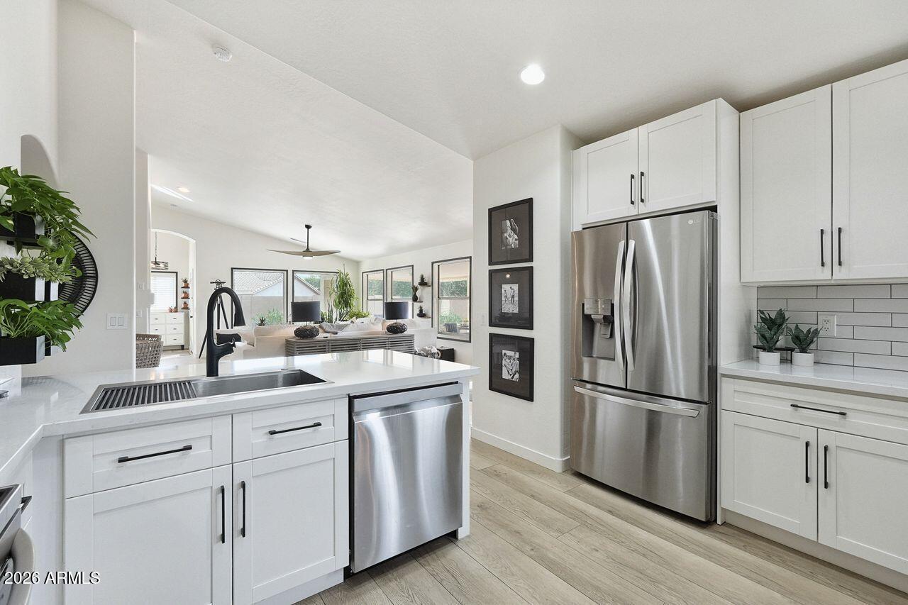 10407 W Tonopah Dr., Peoria, AZ 85382
