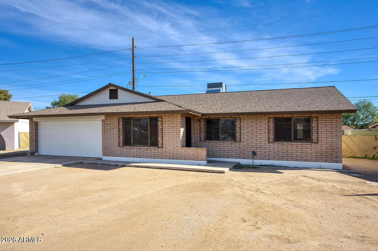 11215 N 43rd Dr., Glendale, AZ 85304