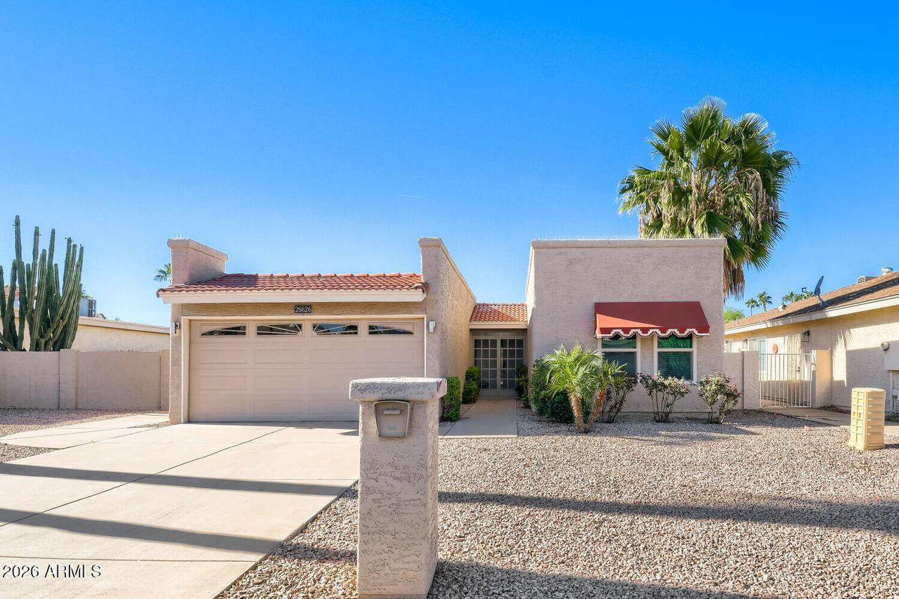 26626 S New Town Dr., Sun Lakes, AZ 85248