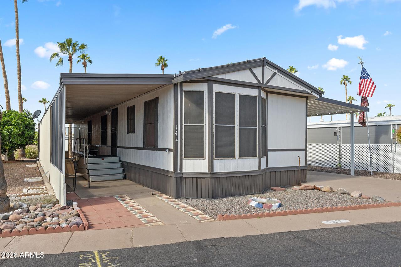 303 S Recker Rd. #142, Mesa, AZ 85206