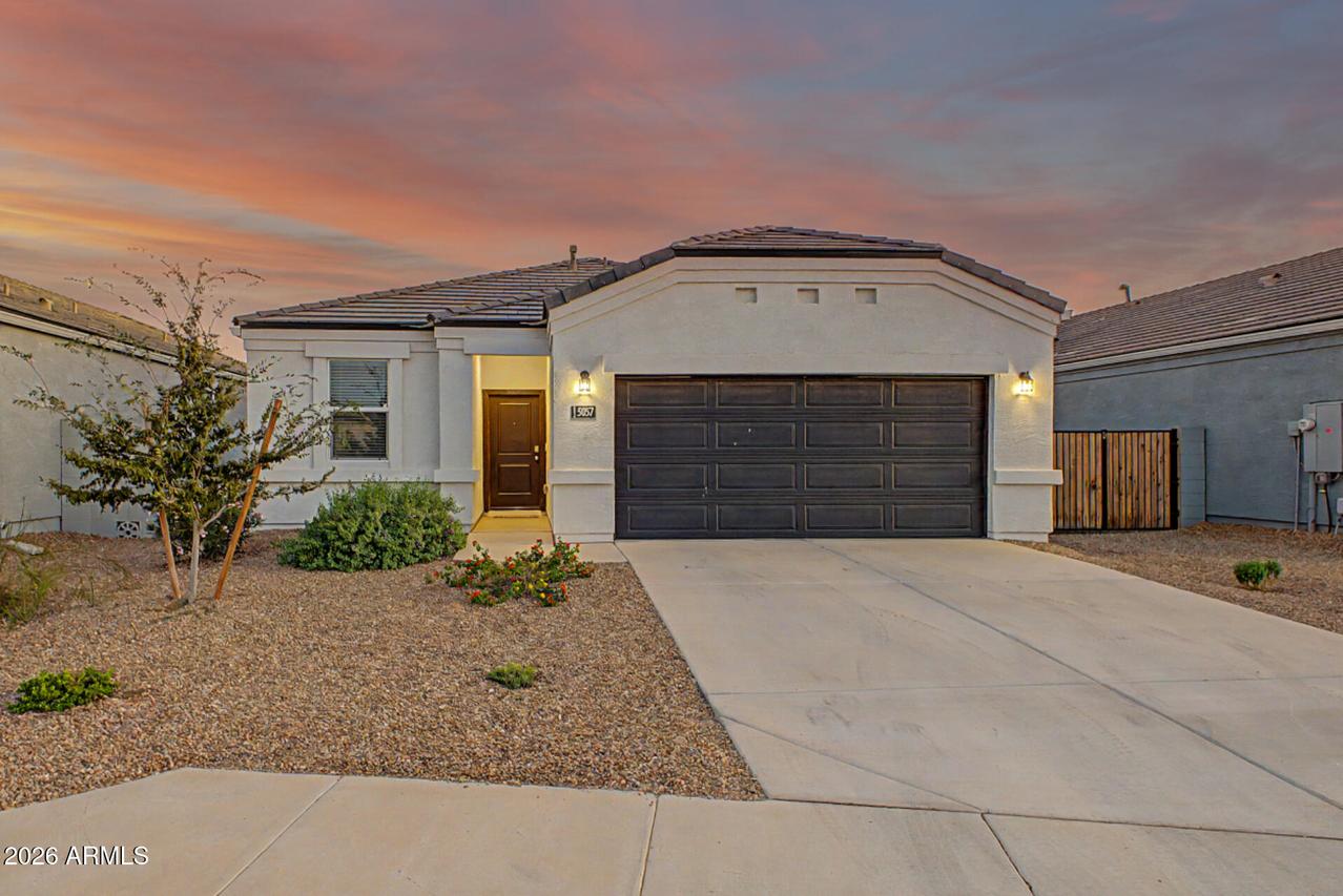 5057 E Midnight Star Dr., San Tan Valley, AZ 85143