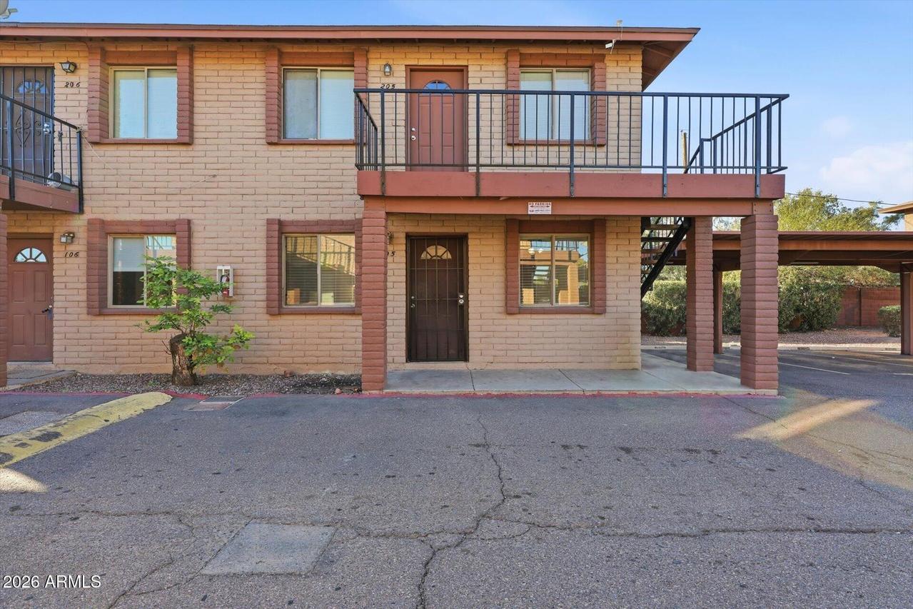1234 N 36th St. #105, Phoenix, AZ 85008
