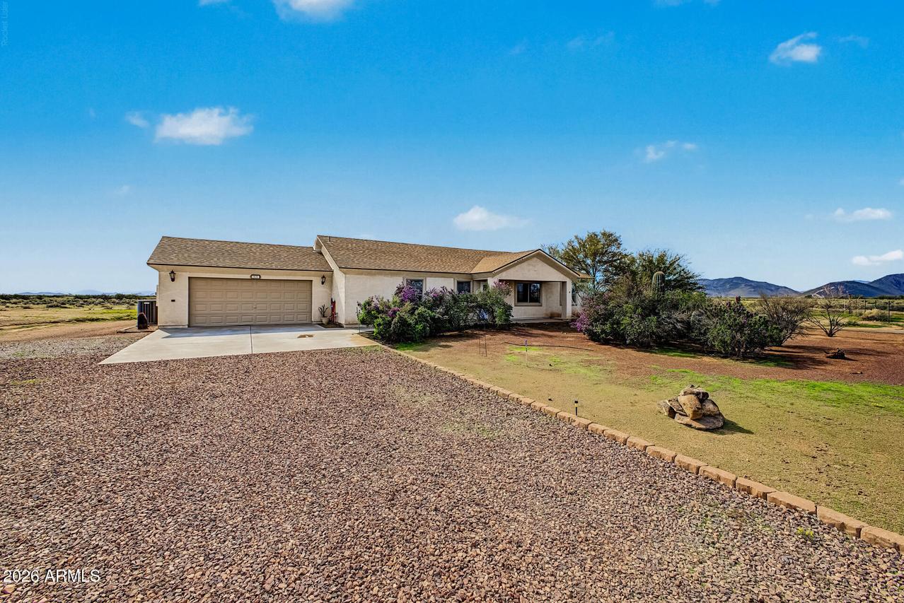 808 N 384th Dr., Tonopah, AZ 85354