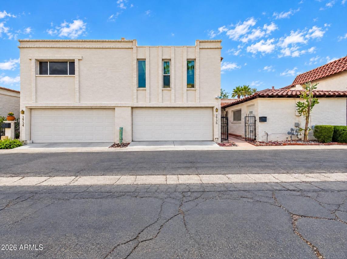 2936 N Casa Tomas Ct., Phoenix, AZ 85016