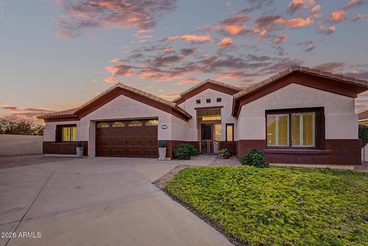 816 N Emery, Mesa, AZ 85207