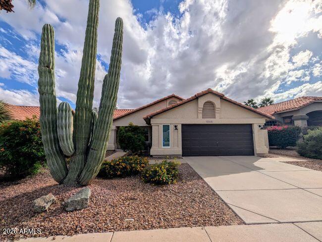 2215 E Cathedral Rock Dr., Phoenix, AZ 85048
