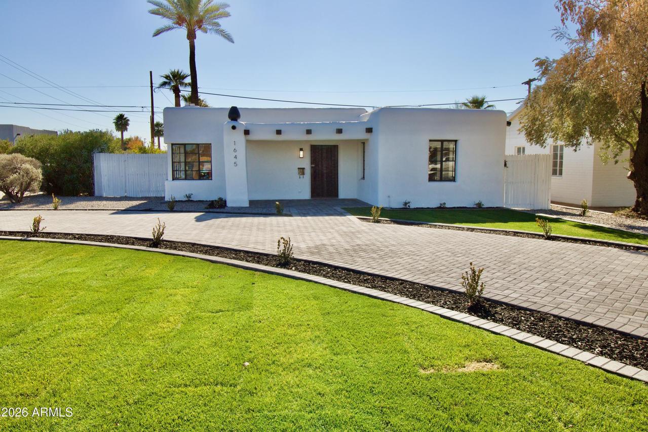 1645 E Turney Ave., Phoenix, AZ 85016