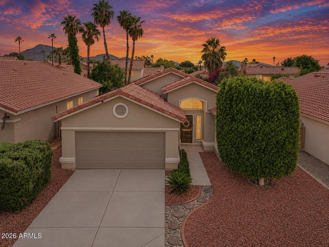1327 E Saint John Rd., Phoenix, AZ 85022