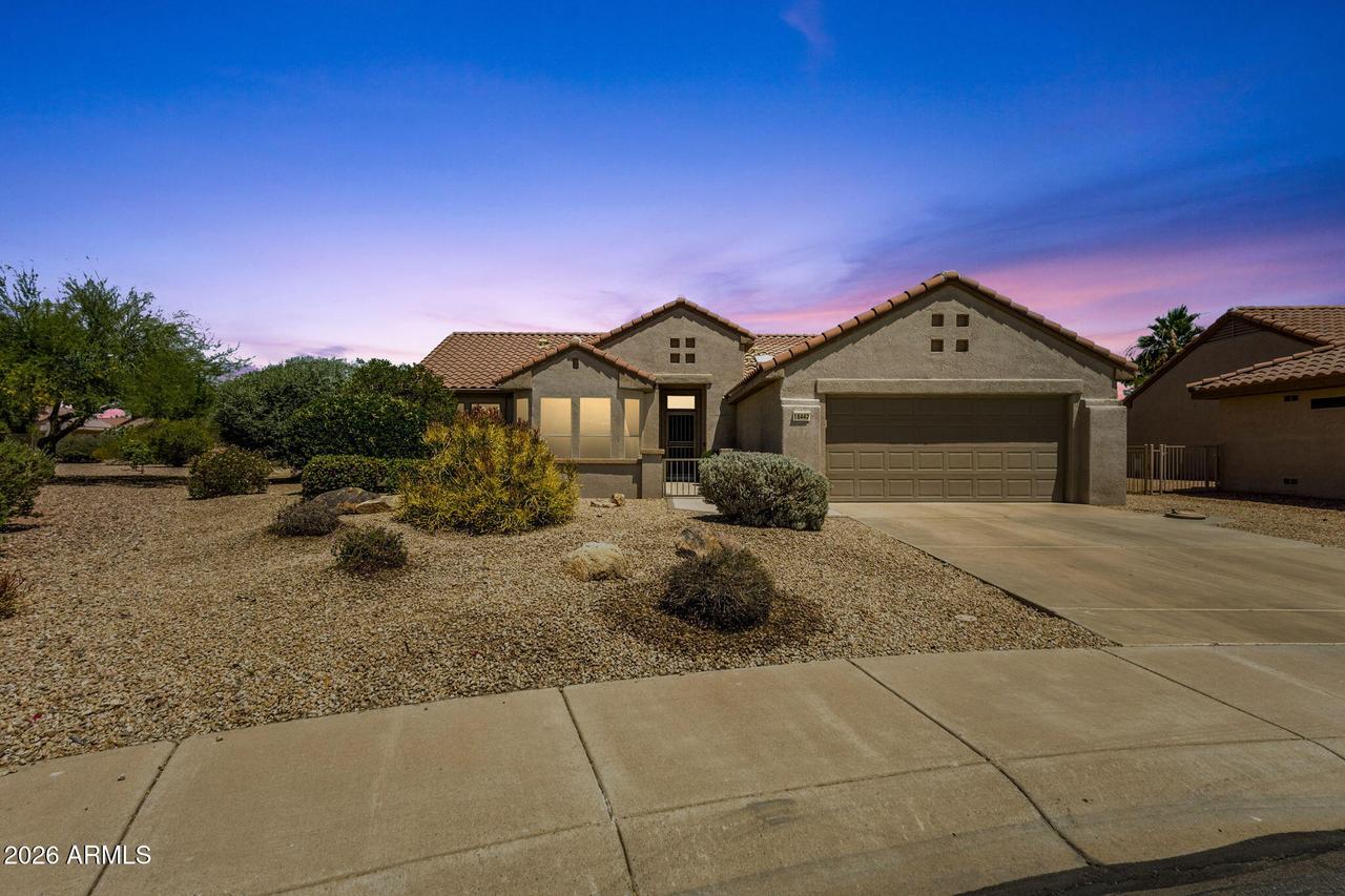 16442 W Dos Amigos Ct., Surprise, AZ 85374