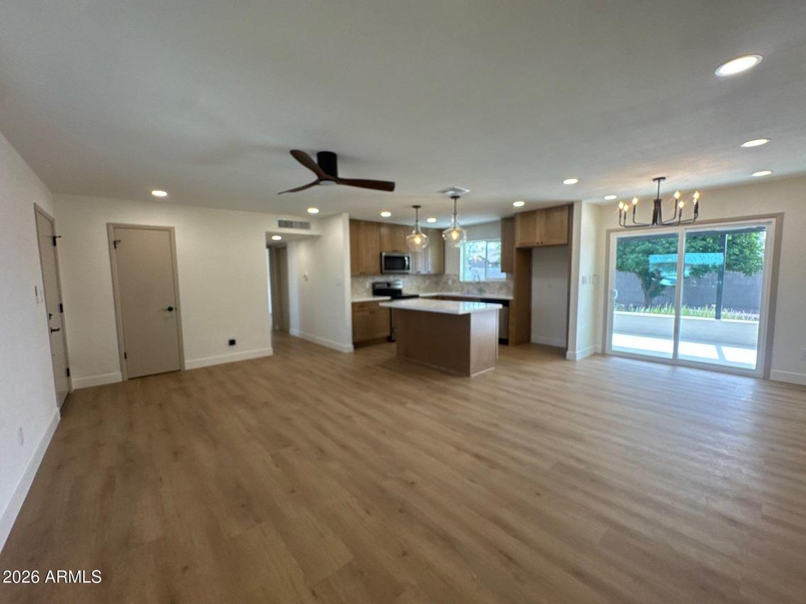 5649 E Casper Rd., Mesa, AZ 85205