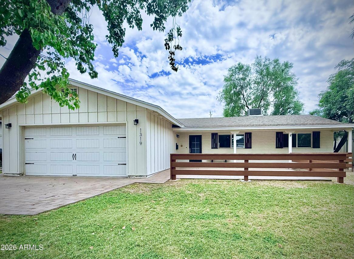 1319 E Oregon Ave., Phoenix, AZ 85014