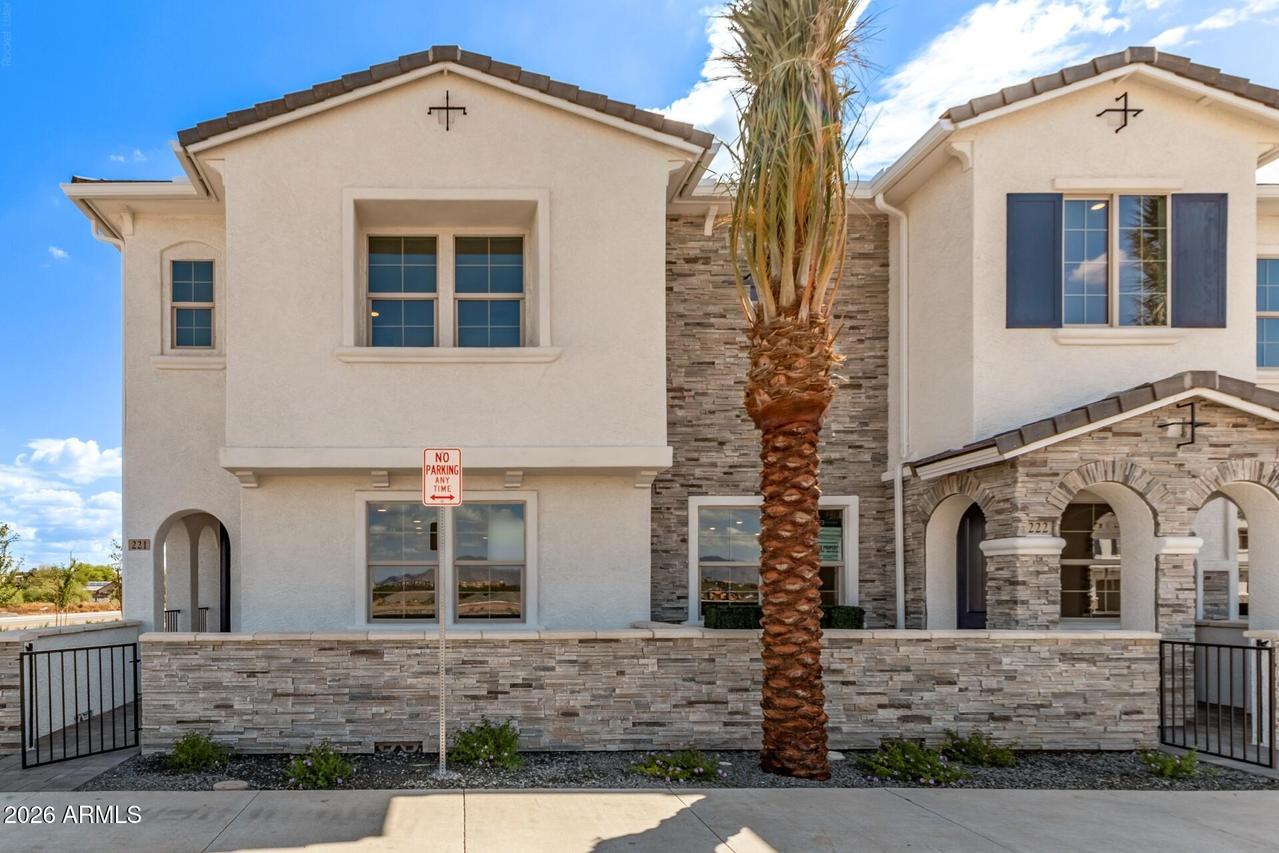 13975 W Luke Pkwy. #141, Surprise, AZ 85374