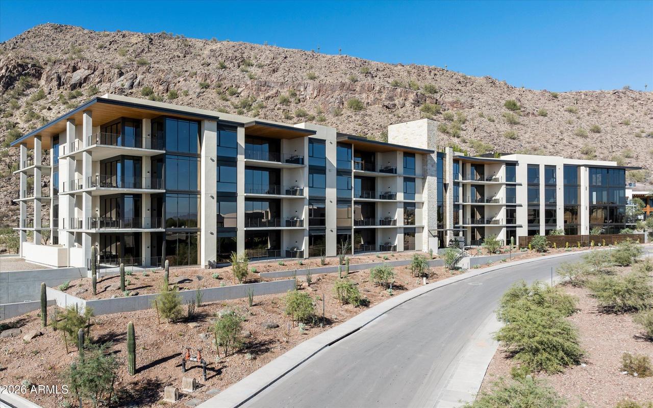 5000 N Camelback Ridge Dr. #303, Scottsdale, AZ 85251