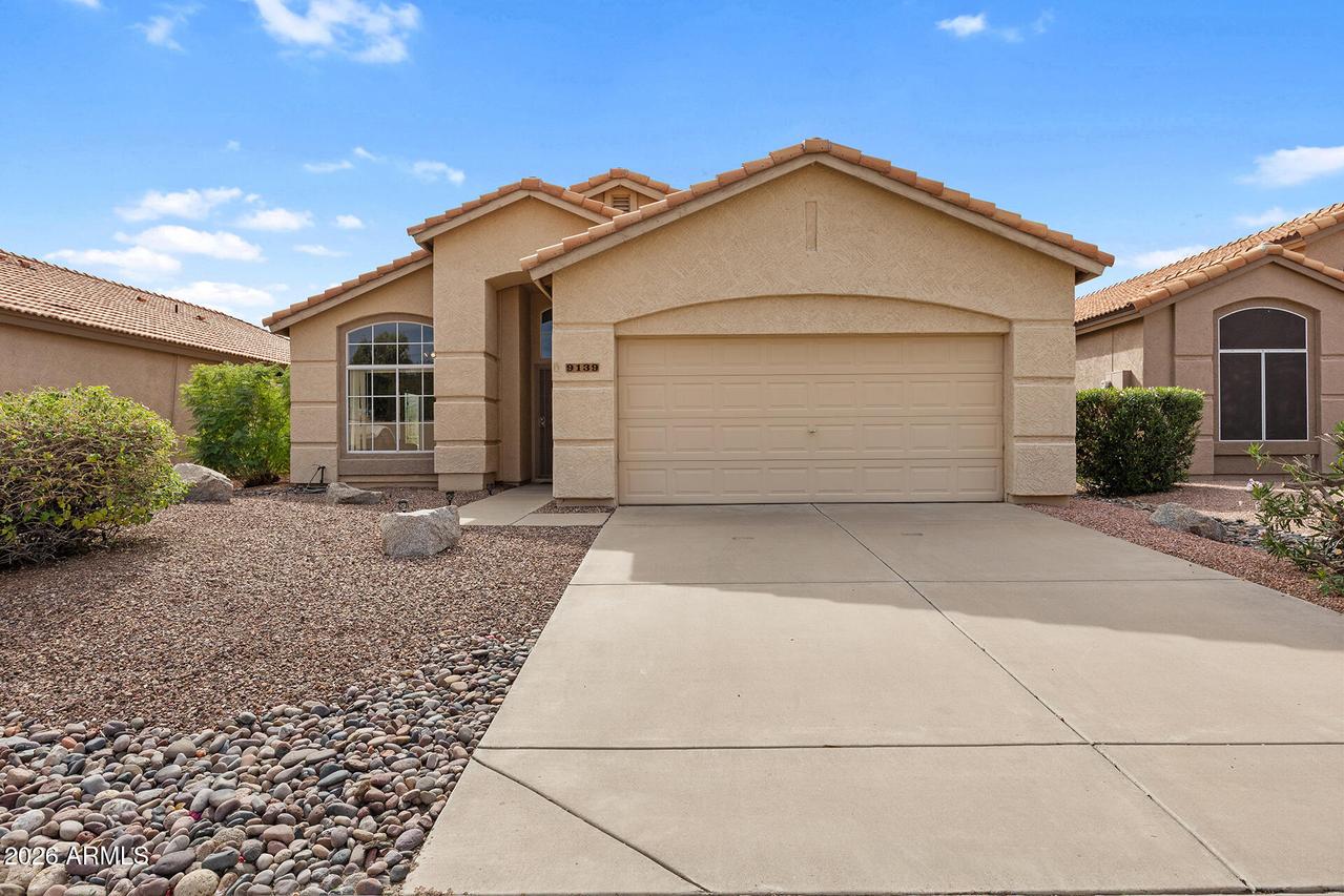 9139 W Menadota Dr., Peoria, AZ 85382
