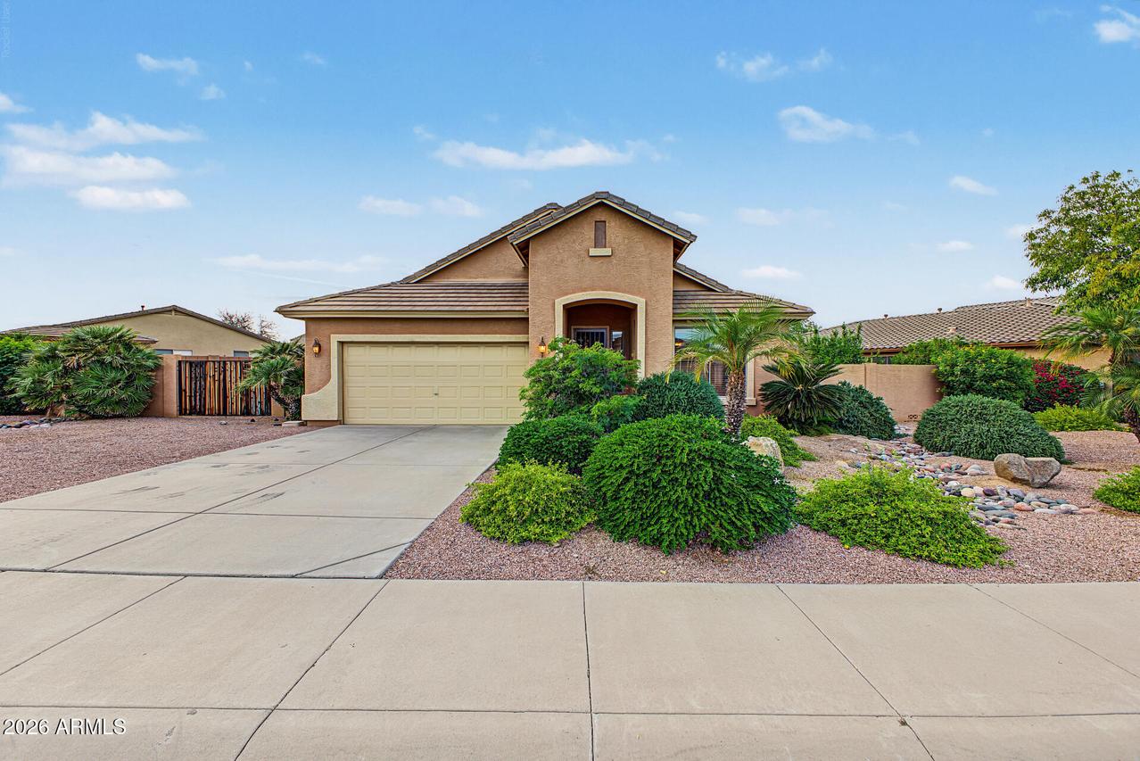 6678 S Classic Way, Gilbert, AZ 85298