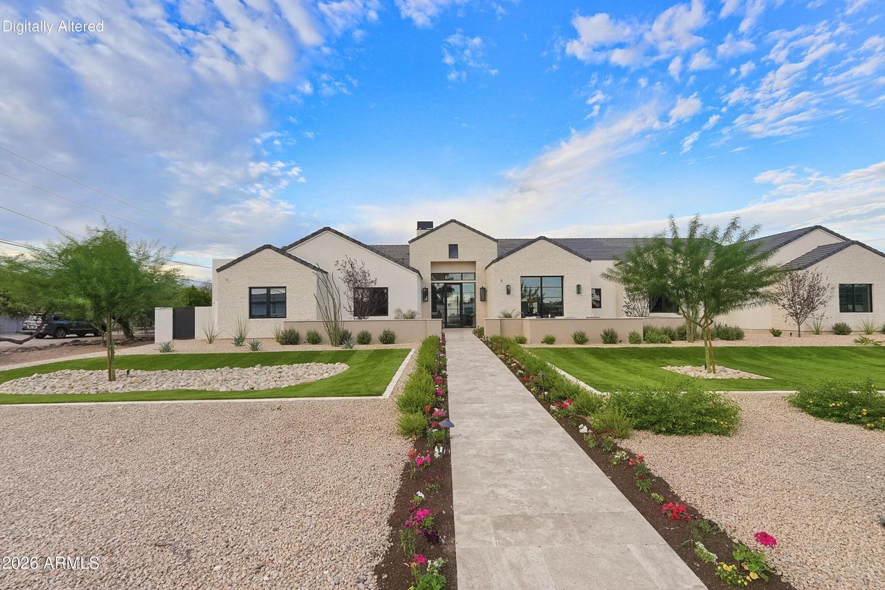 7620 E Paradise Dr., Scottsdale, AZ 85260